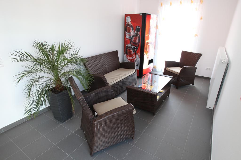 Fair-Price-Hotel Bad Waltersdorf Esterno foto