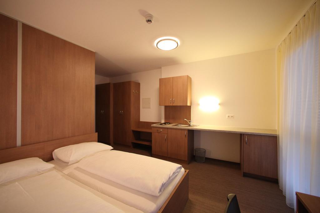 Fair-Price-Hotel Bad Waltersdorf Esterno foto