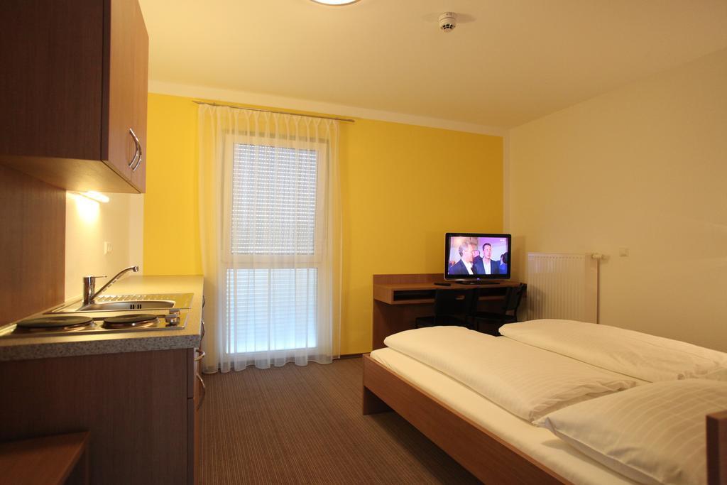 Fair-Price-Hotel Bad Waltersdorf Esterno foto