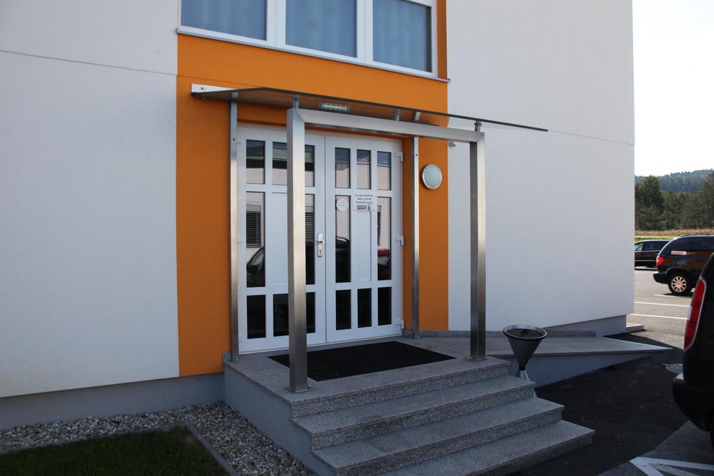 Fair-Price-Hotel Bad Waltersdorf Esterno foto