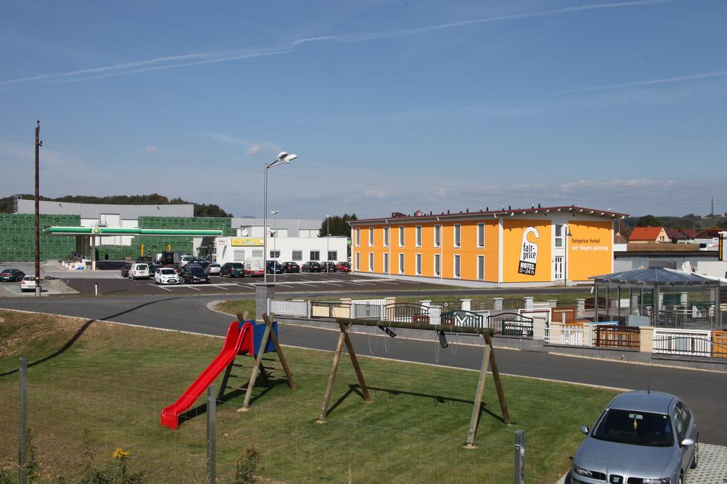 Fair-Price-Hotel Bad Waltersdorf Esterno foto